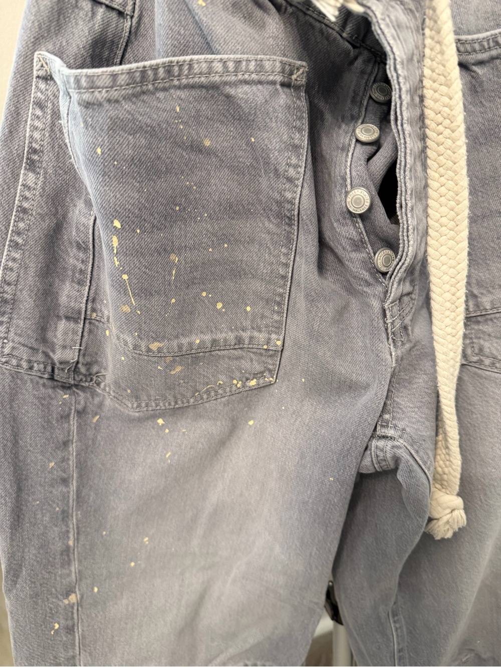 We The Free Light Gray Painter-Style Moxie jeans - Picture 2 of 4